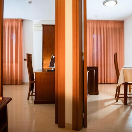 Hotel Califfo Quartu SantʼElena Zewnętrze zdjęcie