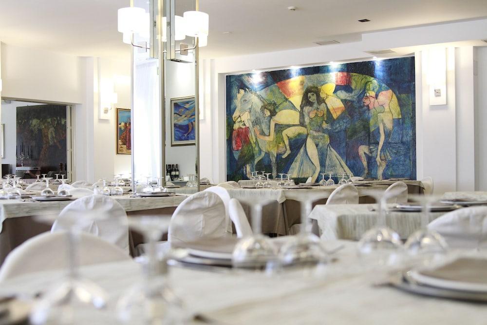 Hotel Califfo Quartu SantʼElena Zewnętrze zdjęcie
