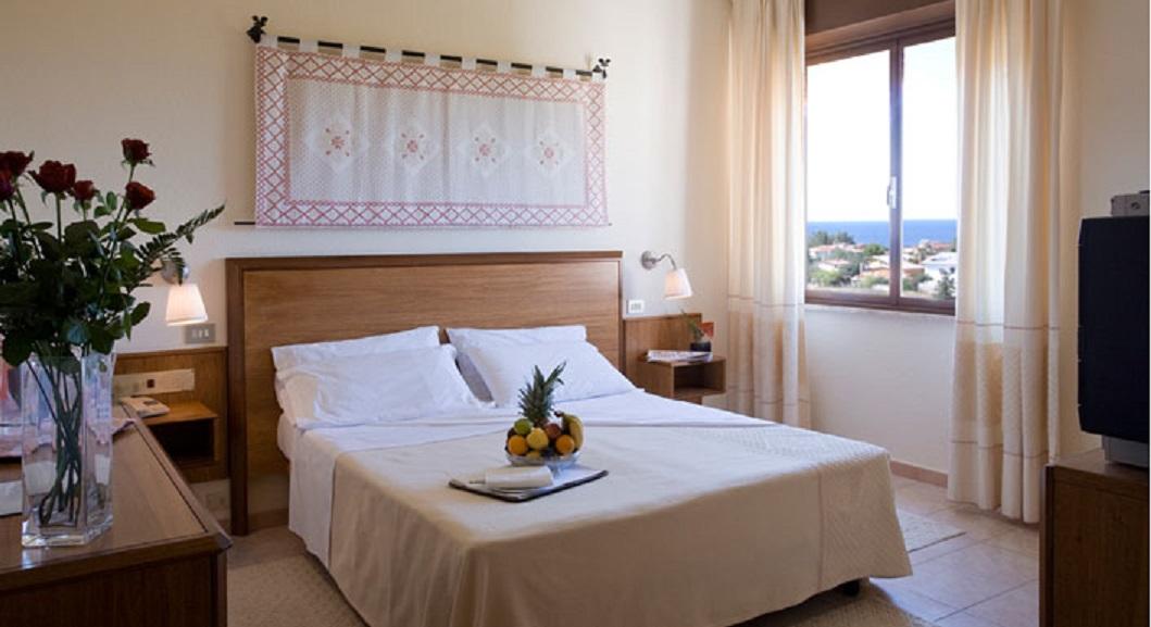 Hotel Califfo Quartu SantʼElena Zewnętrze zdjęcie