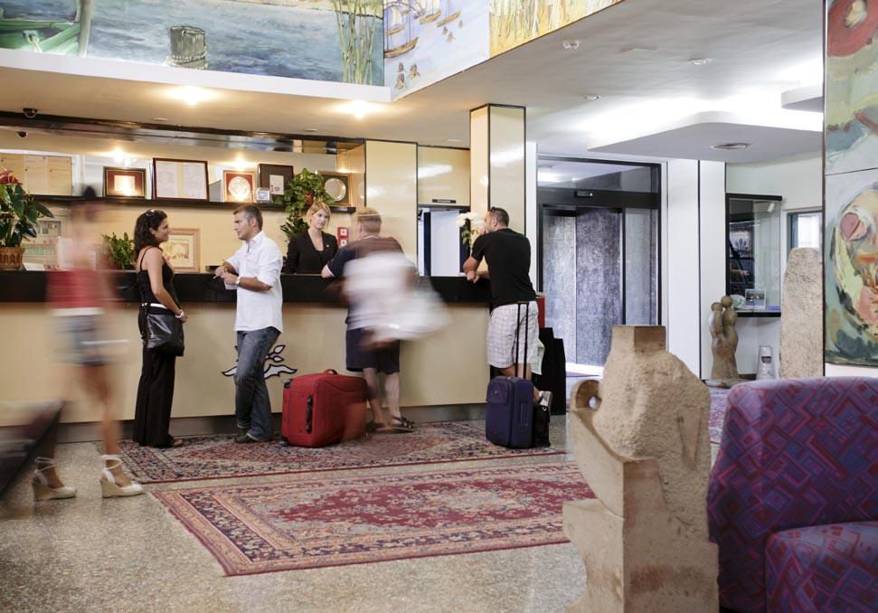Hotel Califfo Quartu SantʼElena Zewnętrze zdjęcie