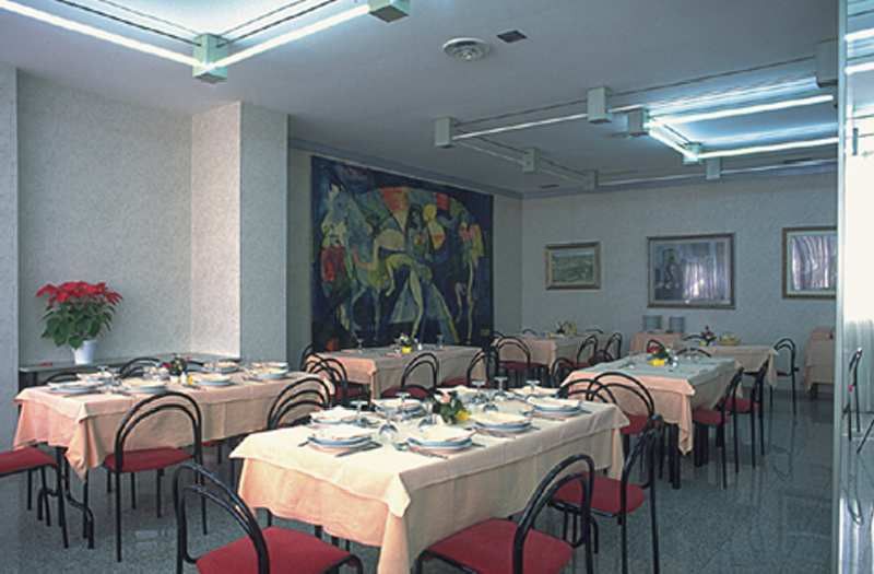 Hotel Califfo Quartu SantʼElena Zewnętrze zdjęcie
