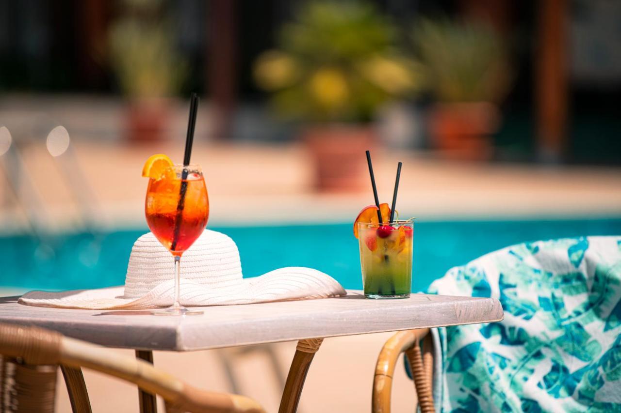 Hotel Califfo Quartu SantʼElena Zewnętrze zdjęcie