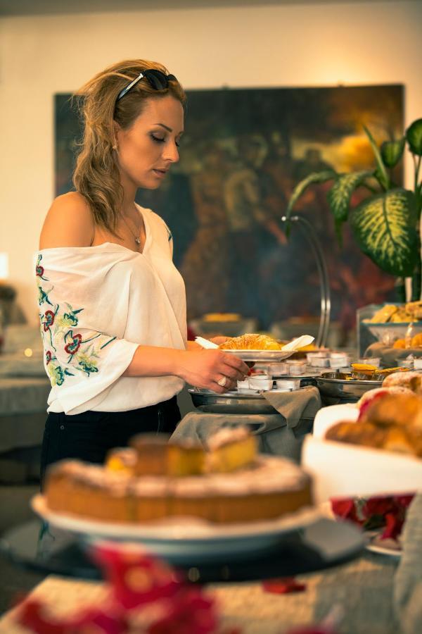 Hotel Califfo Quartu SantʼElena Zewnętrze zdjęcie