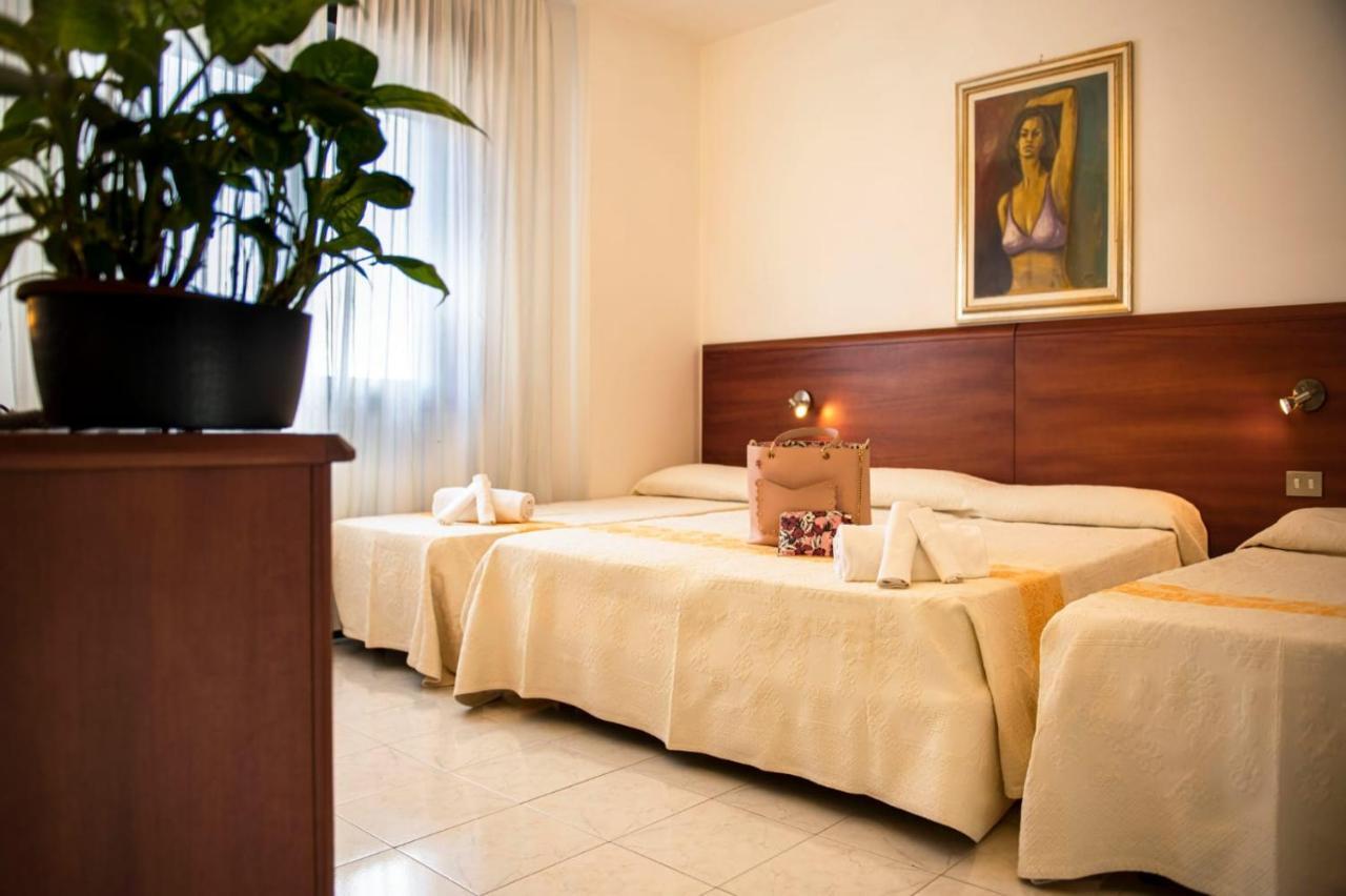 Hotel Califfo Quartu SantʼElena Zewnętrze zdjęcie